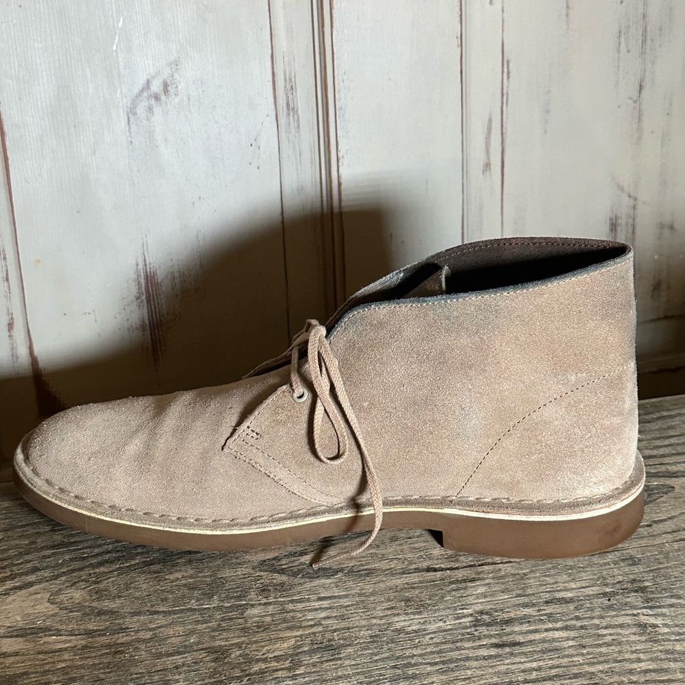Mens Clarks Originals Signature Suede Desert Chukka Casual Boot in Sand US 11 - Picture 2 of 12